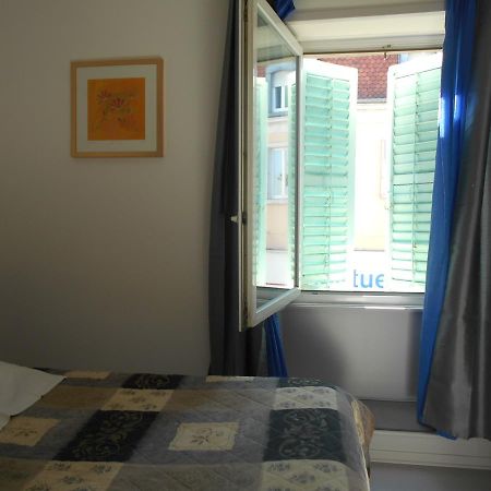 Hotel Du Jura Audincourt Екстериор снимка