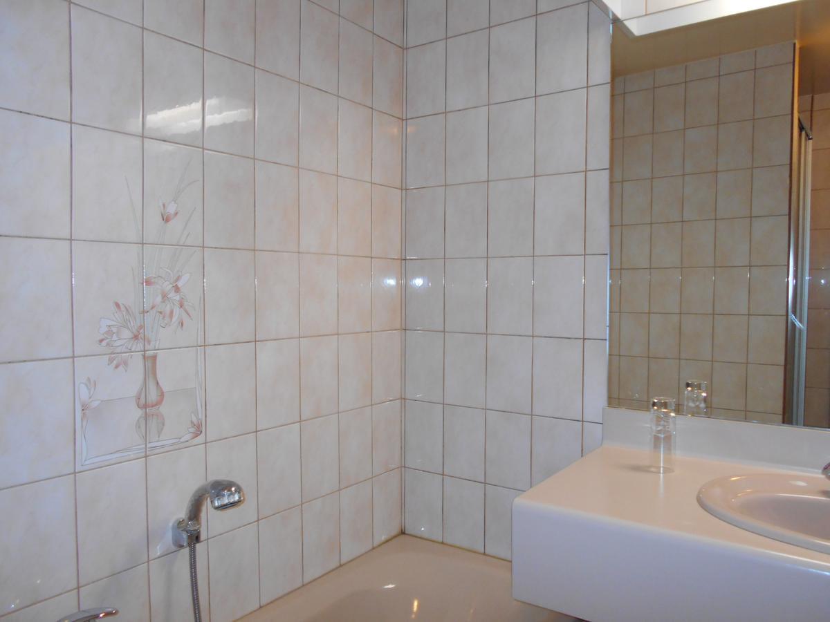 Hotel Du Jura Audincourt Екстериор снимка