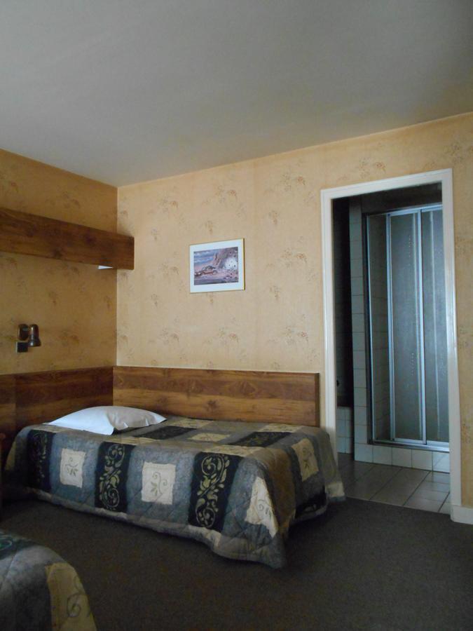 Hotel Du Jura Audincourt Екстериор снимка